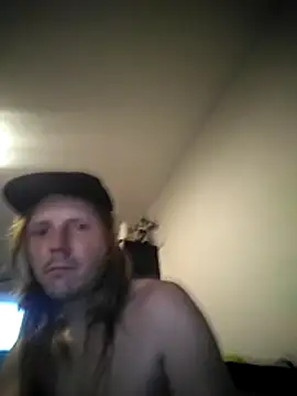 Vlastislav23 online show from 12/04/25, 02:48