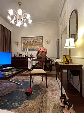 Snapshot of francaFerrariRoma chatting on 02/22/25, 12:05 francaFerrariRoma online show from 02/22/25, 12:05