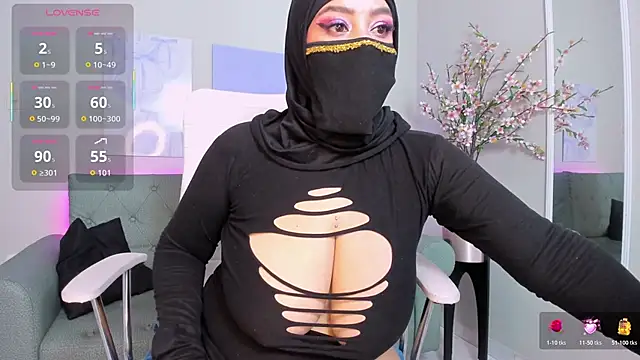 cloe sirena online show from 11/18/25, 02:54