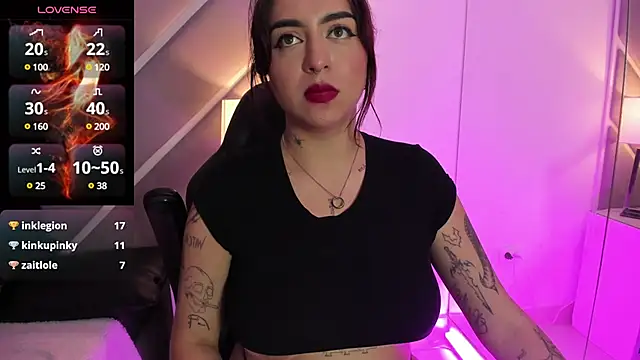 AnnikaMerliahh  online show from 01/15/25, 05:47