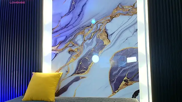 Lil eva2 online show from 04/01/26, 07:22