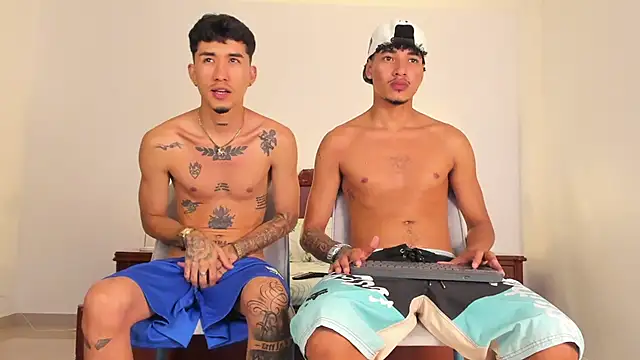 Snapshot of Ian_and_Noah chatting on 09/13/25, 11:48 Ian and Noah online show from 09/13/25, 11:48