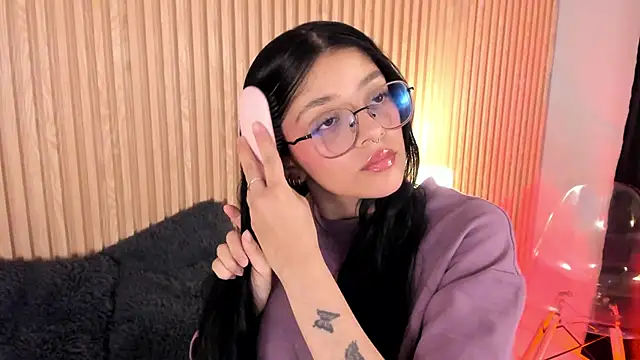 lana dol online show from 09/12/25, 12:49