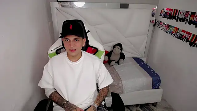 Snapshot of Brayan_lopezz chatting on 05/09/26, 03:45 Brayan lopezz online show from 05/09/26, 03:45