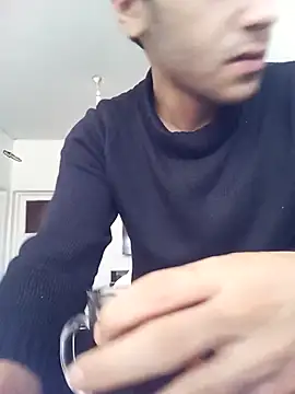 Snapshot of Atabey_65 chatting on 10/14/25, 12:06 Atabey 65 online show from 10/14/25, 12:06