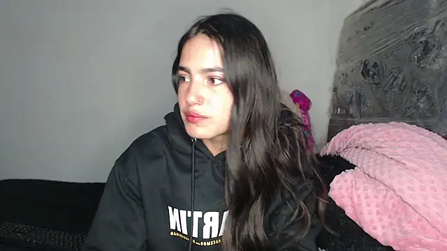 skinny sweet2411 online show from 01/17/26, 04:39