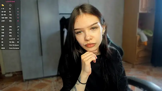 SweetyDeviliya online show from 06/11/26, 08:23