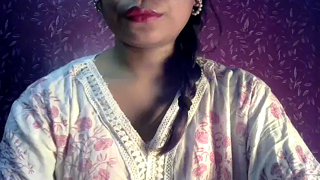 Snapshot of sanjana-77 chatting on 01/25/25, 05:40 sanjana-77 online show from 01/25/25, 05:40