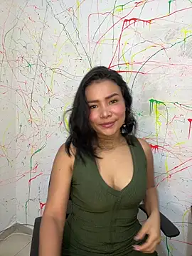 Snapshot of Rousse_blue chatting on 03/01/25, 02:15 Rousse blue online show from 03/01/25, 02:15