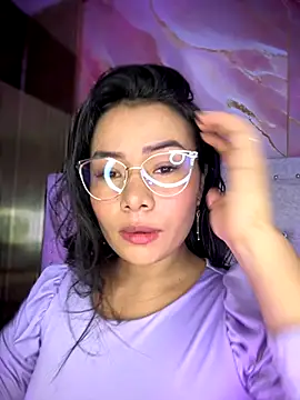 Snapshot of Rousse_blue chatting on 09/16/25, 03:29 Rousse blue online show from 09/16/25, 03:29