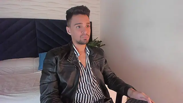 Edward max online show from 02/24/25, 10:58