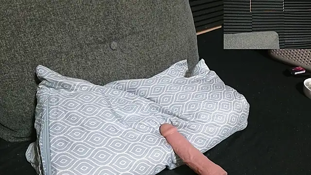 Snapshot of Hr_Frk_Olsen chatting on 01/09/25, 09:37 Hr Frk Olsen online show from 01/09/25, 09:37