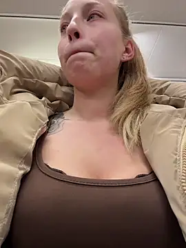 Snapshot of Hr_Frk_Olsen chatting on 01/17/26, 02:55 Hr Frk Olsen online show from 01/17/26, 02:55