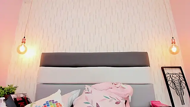 Snapshot of shelbystetson chatting on 01/31/25, 02:39 shelbystetson online show from 01/31/25, 02:39