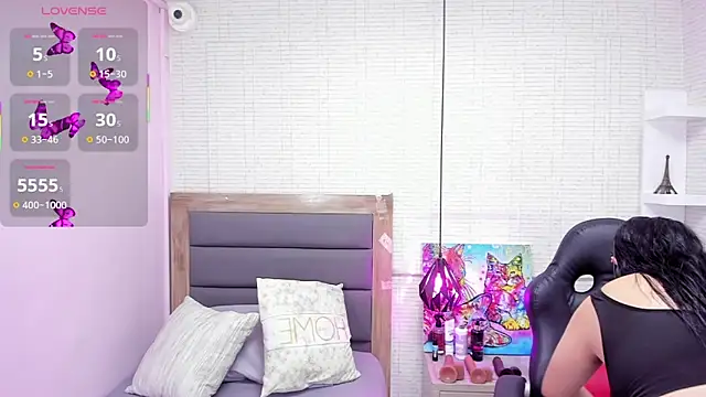 Snapshot of shelbystetson chatting on 09/19/25, 12:06 shelbystetson online show from 09/19/25, 12:06