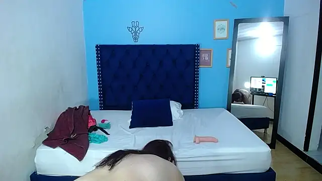 kinky redhead18 online show from 12/20/24, 07:50