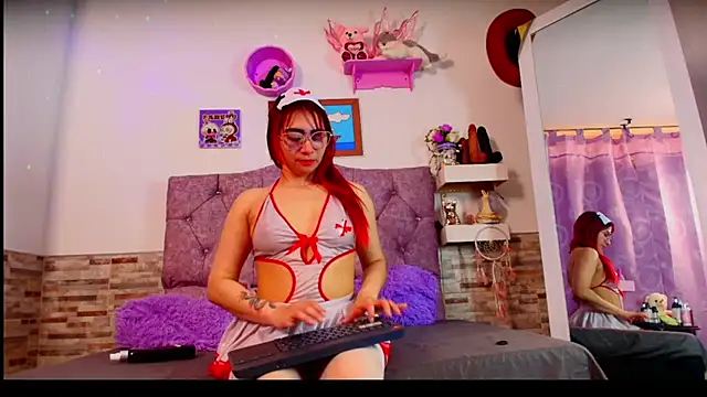 Melannytaylor online show from 11/17/25, 09:53