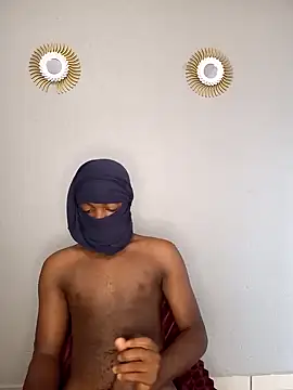 Snapshot of Mischevous_T69 chatting on 01/13/25, 08:37 Mischevous T69 online show from 01/13/25, 08:37