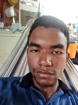 Reynold2608 online show from 11/28/25, 08:00