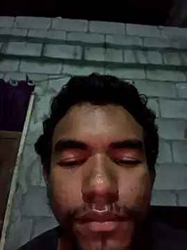 Reynold2608 online show from 02/11/26, 03:44