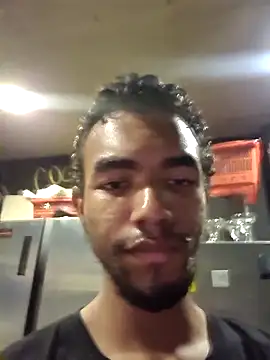 Reynold2608 online show from 02/25/26, 07:56