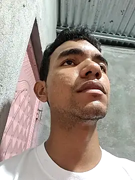 Reynold2608 online show from 04/05/26, 03:04