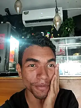 Reynold2608 online show from 04/08/26, 10:10