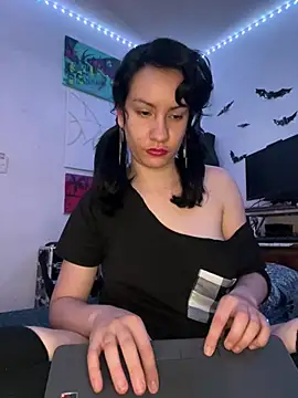 Nina-Chick777 online show from 06/14/26, 02:24