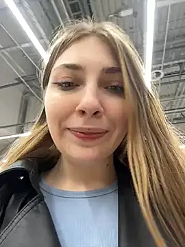 Sunny   Bunny online show from 01/05/26, 05:27