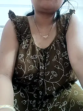 Priya 2222 online show from 04/15/26, 07:58