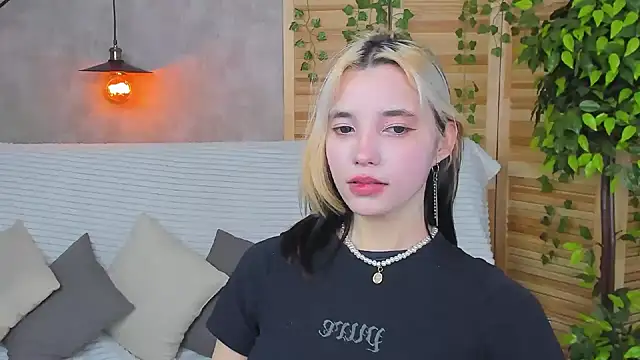 Snapshot of as1an_girlfriend chatting on 02/02/25, 07:41 as1an girlfriend online show from 02/02/25, 07:41