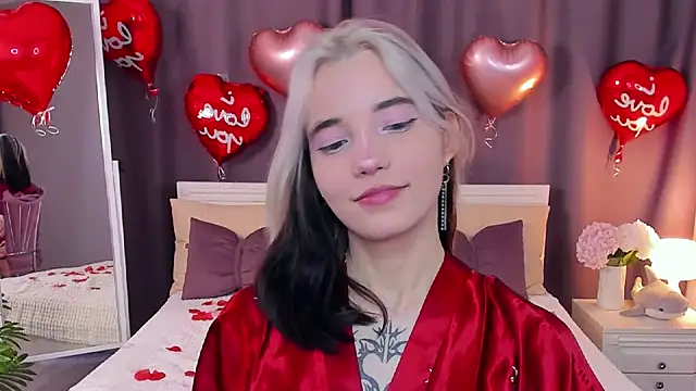 Snapshot of as1an_girlfriend chatting on 02/17/25, 06:53 as1an girlfriend online show from 02/17/25, 06:53