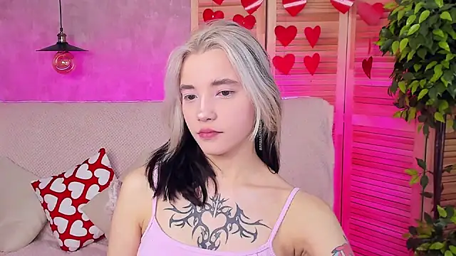 Snapshot of as1an_girlfriend chatting on 02/19/25, 04:01 as1an girlfriend online show from 02/19/25, 04:01