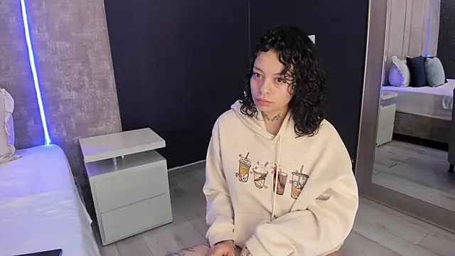 KatherineGomez online show from 04/19/26, 02:11