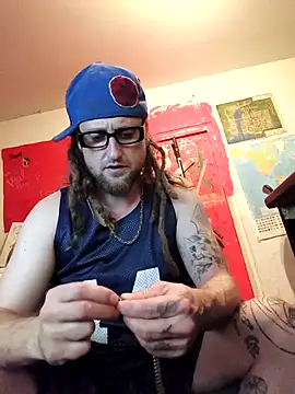 Ozomitro online show from 10/24/25, 03:52