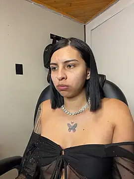 Hilary pinkk online show from 01/17/26, 03:00