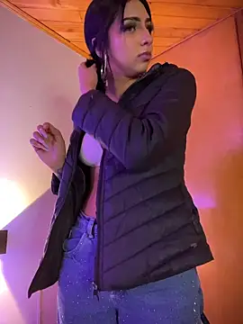 Hilary pinkk online show from 04/07/26, 02:01