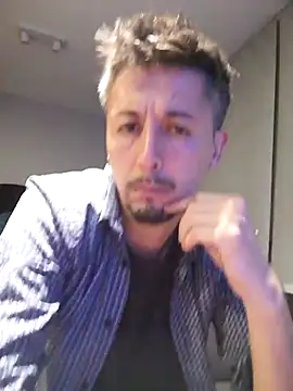 Lighto1 online show from 04/16/26, 04:35