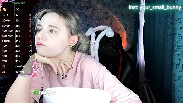 Your small bunny online show from 03/31/26, 02:02