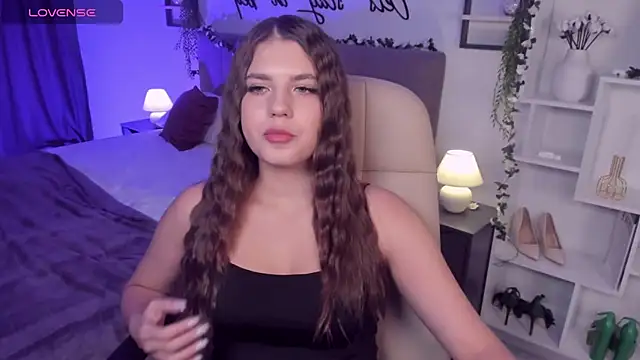 BellaSweetHeart online show from 10/02/25, 07:10