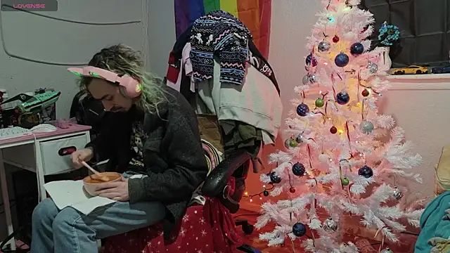 tallnerdyguy online show from 12/20/25, 03:46