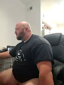 Snapshot of Strong_Bear89 chatting on 12/09/24, 04:15 Strong Bear89 online show from 12/09/24, 04:15