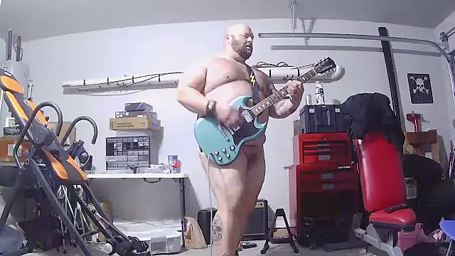 Snapshot of Strong_Bear89 chatting on 02/09/26, 07:29 Strong Bear89 online show from 02/09/26, 07:29