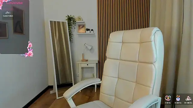 margeriTirell online show from 09/11/25, 03:06