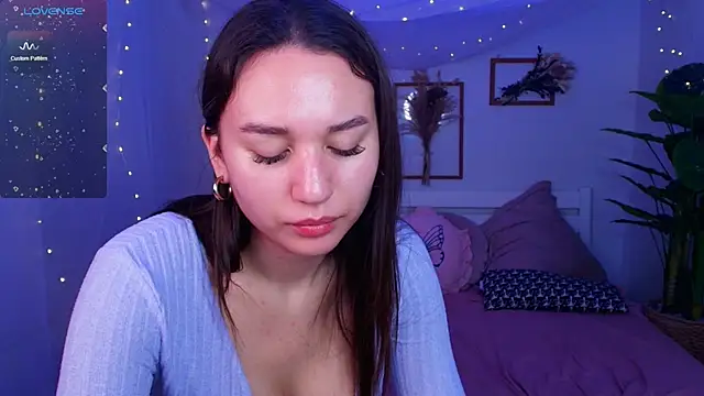 margeriTirell online show from 10/10/25, 02:54