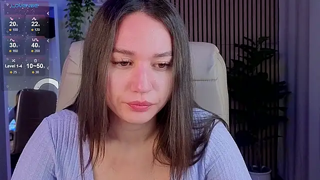 margeriTirell online show from 10/14/25, 02:23