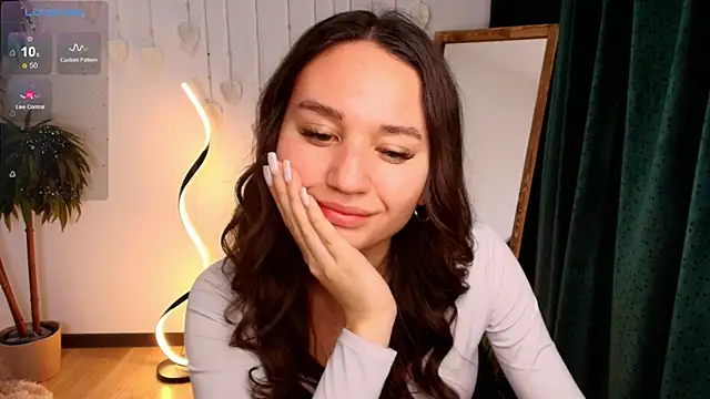 margeriTirell online show from 11/15/25, 07:16