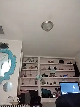 ivylee31 online show from 11/14/25, 11:02