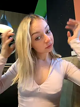 melissa grr online show from 10/31/25, 01:23