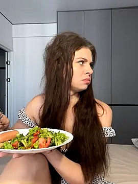 CurlyLara online show from 09/28/25, 10:42